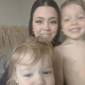 Meet your Posher, Kayla